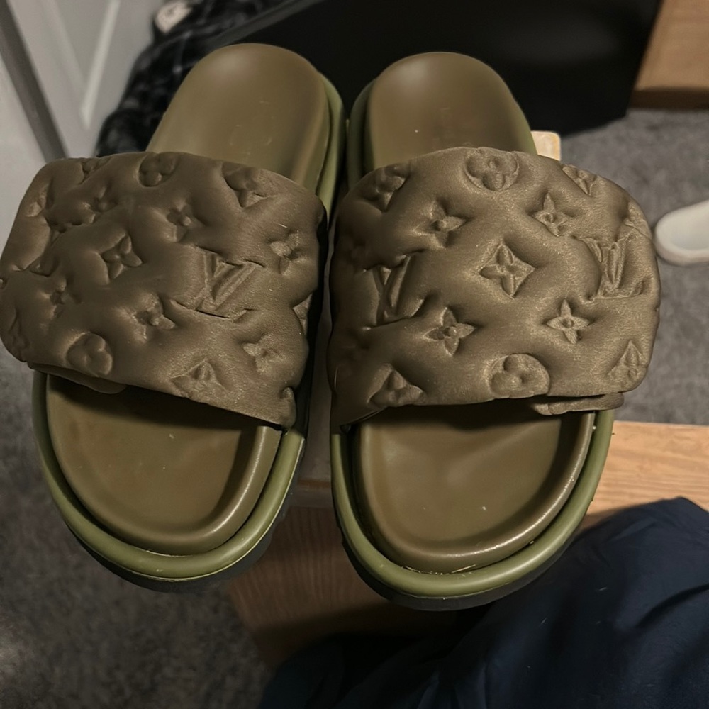 Louis Vuitton Pool Pillow Flat sandals
